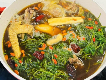 Loại rau được ví như thuốc quý, giúp lưu thông máu, đỡ đau đầu được săn lùng, nhiều người không biết lại nhổ bỏ