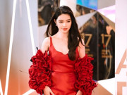 Sao Việt - Jolie Nguyễn thần thái "chặt chém" thảm đỏ LHP châu Á, gặp gỡ "Park Min Young Hong Kong"