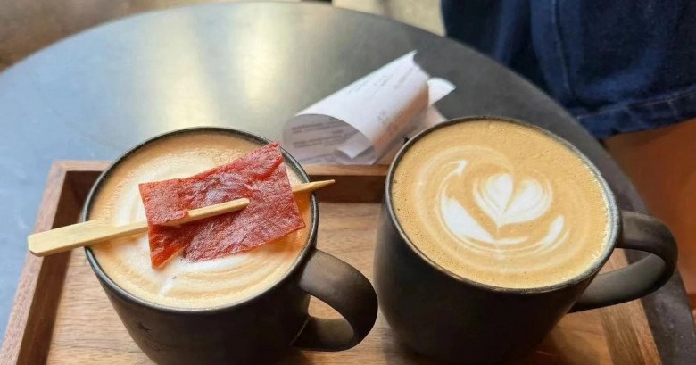 Cà phê vị thịt heo Đông Pha.
