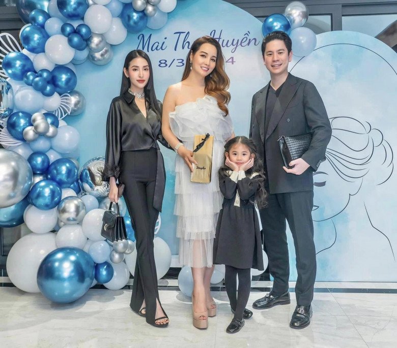 Mai Hồ gây chú ý khi cùng chồng xuất hiện tại tiệc sinh nhật của Mai Thu Huyền.