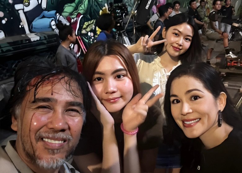 Sao Việt 24h: amp;#34;Tiểu thưamp;#34; nhà Mai Hồ chiếm spotlight tại sinh nhật Mai Thu Huyền, được tiết lộ giỏi ngoại giao hơn mẹ - 11