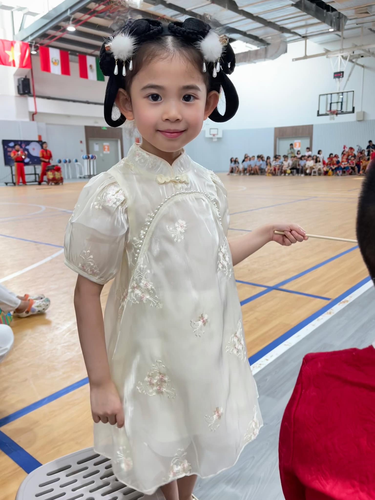 img srchttps://cdn.eva.vn/upload/1-2024/images/2024-03-15/sao-viet-24h-tieu-cong-chua-cua-mai-ho-va-chong-viet-kieu-ngay-cang-xinh-duoc-tiet-lo-gioi-ngoai-gia-398086951_7466846393344825_8270372556697415165_n-1710469569-828-width780height1196.jpg width660 /