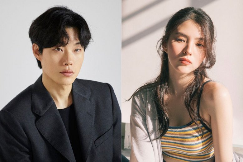 Khi tin đồn tình ái nổ ra, nhiều khán giả còn cho rằng nhan sắc của Ryu Jun Yeol có phần “khập khiễng” và “không xứng” với mỹ nhân 9X. 