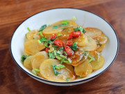 Bếp Eva - Xào khoai tây, thêm bước này bảo sao khoai không nát lại dẻo ngon, miếng nào cũng lành lặn