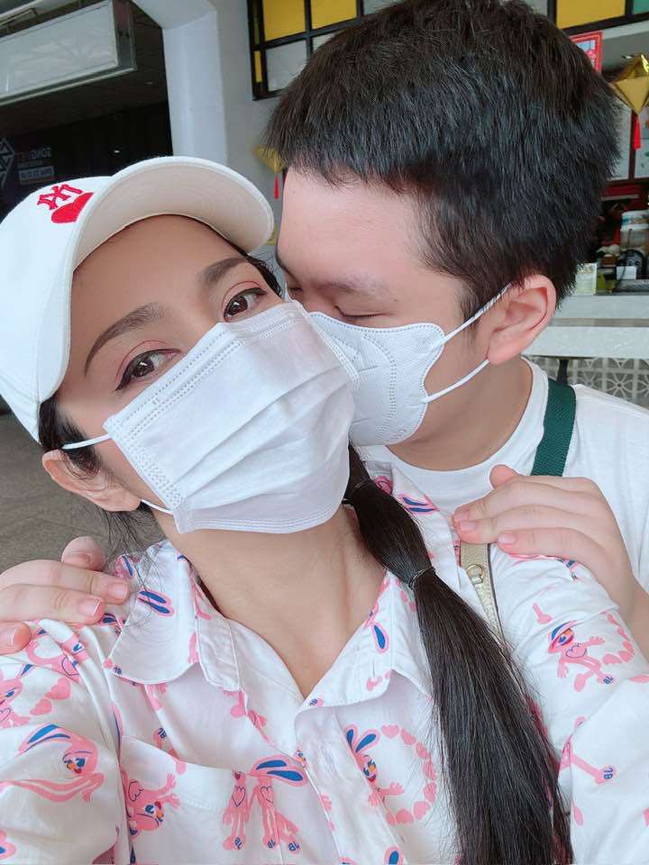 Việt Trinh đang tận hưởng những ngày tháng bình yên nhất trong đời sau quyết định giải nghệ.