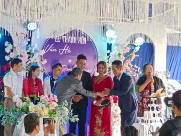 Chuyện chưa kể về đám cưới đồng tính nam đầu tiên tại miền núi Nghệ An