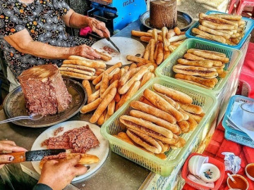 Hải Phòng có món bánh nóng giòn nức tiếng, đây là 6 địa chỉ uy tín nhất để tìm mua!