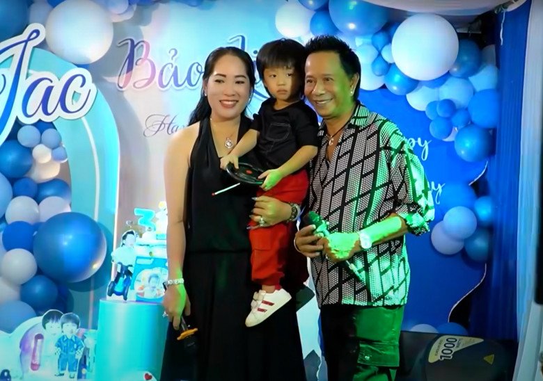 Con trai Bảo Chung tên Bảo Linh, năm nay 3 tuổi.