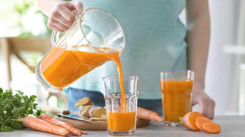 Với nhiều dưỡng chất chống oxy hóa, beta carotene, các vitamin và khoáng chất, cà rốt được xem là một trong những siêu thực phẩm tốt nhất cho sức khỏe.