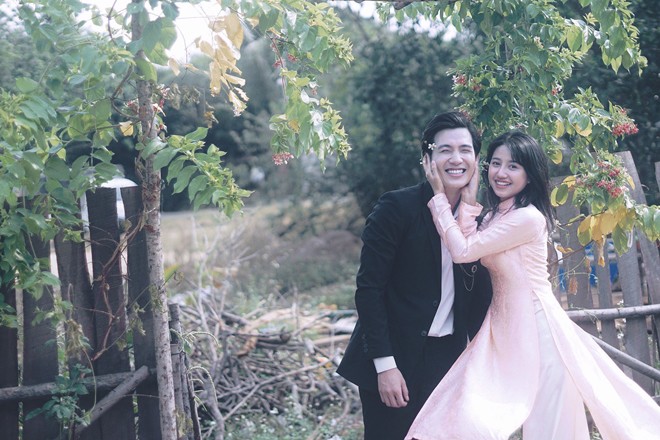 2 tổng tài phim Việt chuẩn amp;#34;gia trưởng mới lo được cho emamp;#34;, chị em vừa xem đã mê mẩn - 1