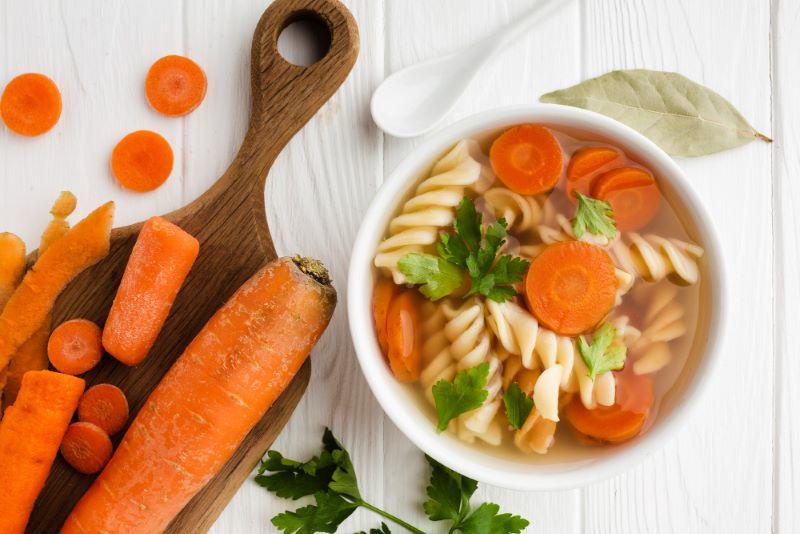 Giàu vitamin A, cà rốt giúp giảm mỡ nội tạng, thúc đẩy quá trình trao đổi chất của cơ thể.

