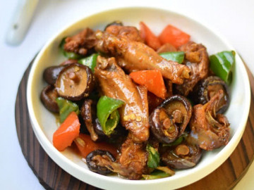 Gà om không đã ngon, thêm những thứ này vào độ hấp dẫn tăng lên gấp bội