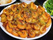 Bếp Eva - Tôm rang lá chanh làm theo cách này giòn ngon, thơm thức, đậm đà lại lên màu đỏ đẹp