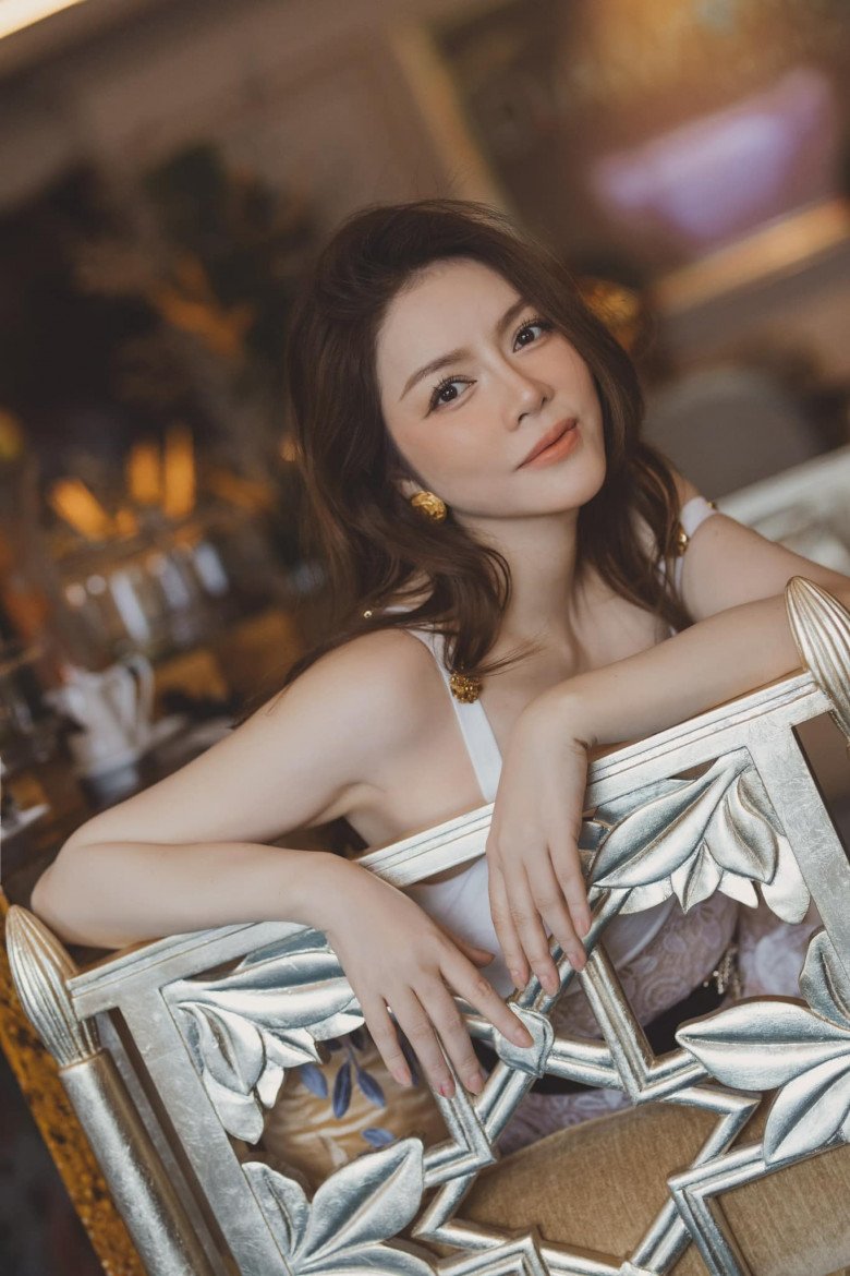 Lý Nhã Kỳ là một trong những phú bà độc thân của showbiz Việt.