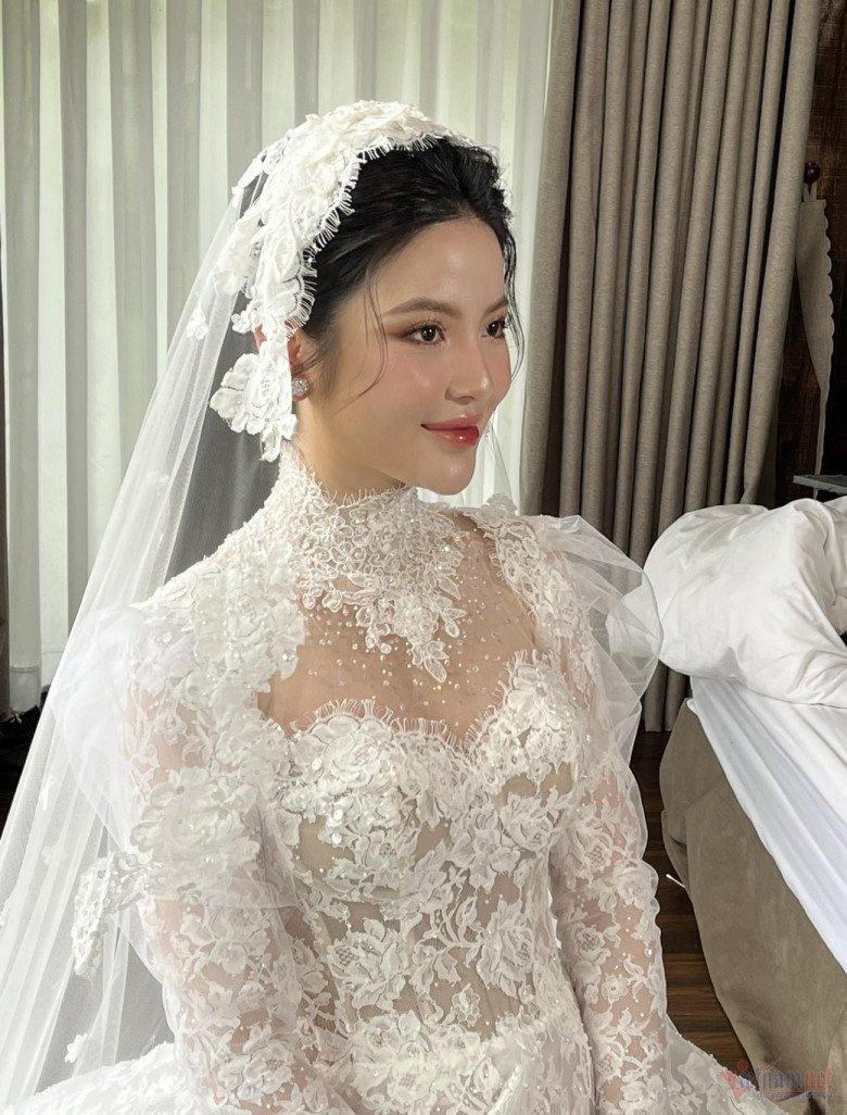 Cận cảnh nhan sắc xinh đẹp của cô dâu Chu Thanh Huyền.