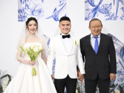 HLV Park Hang Seo dự đám cưới Quang Hải, cô dâu Chu Thanh Huyền đeo vàng "trĩu cổ"