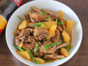 Bếp Eva - Vịt kho không đã ngon, thêm củ này vào lạ miệng lại hấp dẫn hơn nhiều lần