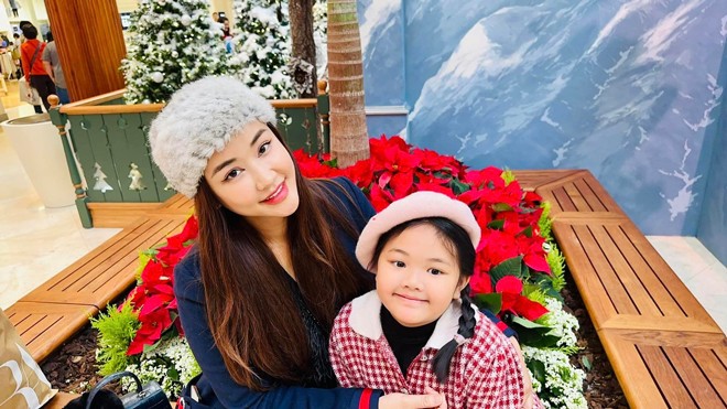 Cuộc sống hiện tại của 2 mẹ con rất bình yên.