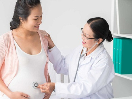 Phụ nữ mang thai có nên uống thuốc bắc bồi bổ cơ thể?