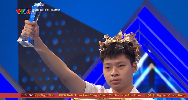 Sau giây phút hồi hộp căng thẳng, cuối cùng Duy Khoa cũng được xướng tên ở ngôi vị cao nhất cuộc thi Quý 1.