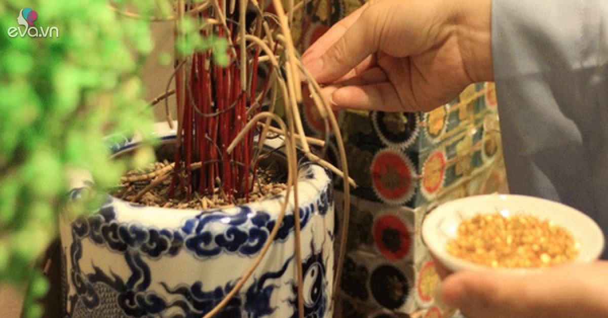 Nếu không may xê dịch bát hương lúc bao sái ban thờ ngày cuối năm, cần làm ngay điều này để tránh ‘tán tài tán lộc’