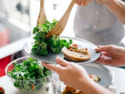 Sức khỏe - Ăn uống đúng cách giúp phòng ngừa rối loạn tiêu hóa dịp Tết