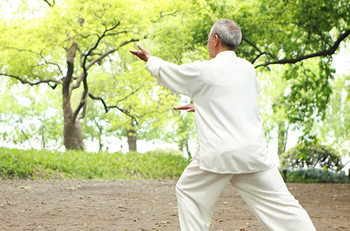 Tai Chi giúp duy trì một khớp lành mạnh.