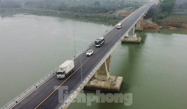 Ngoài ra theo Ban Quản lý dự án đầu tư xây dựng công trình giao thông tỉnh Thanh Hóa, cầu còn có mục tiêu tạo tiền đề hình thành các khu công nghiệp hiện đại trong khu vực, đồng thời giảm áp lực giao thông qua Quốc lộ 45, Quốc lộ 217 về Quốc lộ 1A.