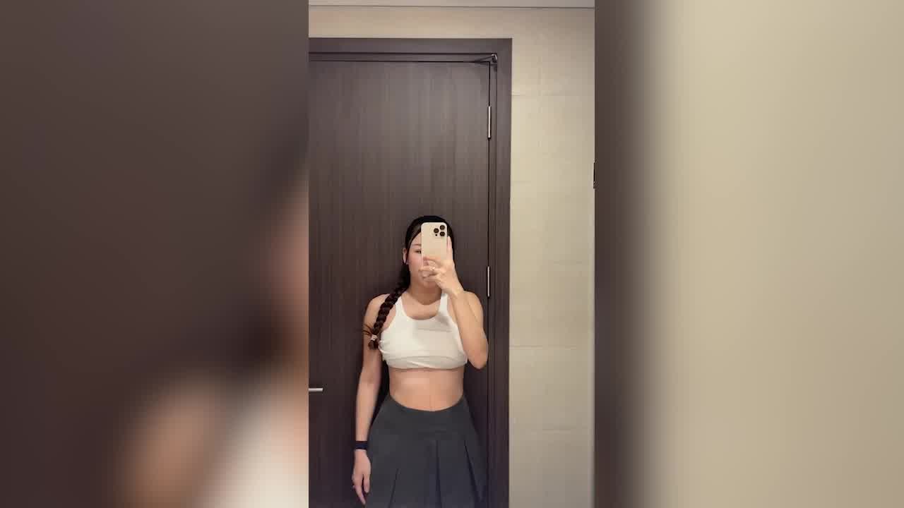 Bà xã thủ môn Văn Lâm khoe bụng phẳng lì như chưa đẻ sau 7 ngày sinh con, tuyên bố cắt bỏ 80% món này