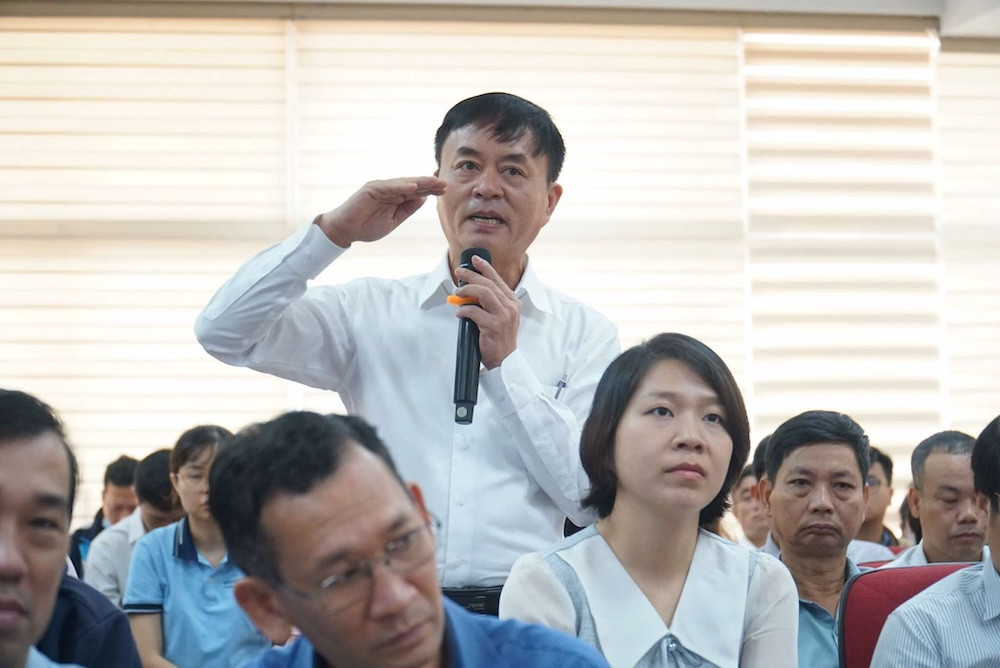 Viên chức ĐH Quốc gia TPHCM. Ảnh VNU