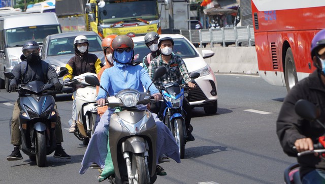 Hôm nay, thời tiết TP HCM tiếp tục có nắng nóng