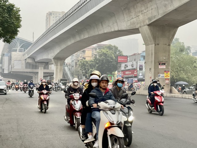 Thời tiết miền Bắc chuyển rét khi có không khí lạnh tràn về.