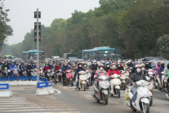 Bộ Công an cảnh báo lừa đảo thông qua việc lợi dụng thông tin xử lý phạt nguội, cấp đổi bằng lái. Ảnh minh họa