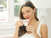 Đẹp - Thức uống chống già Miranda Kerr uống cả lít mỗi sáng