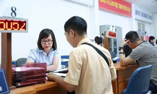 Nghị định 67/2025/NĐ-CP sửa đổi quy định cụ thể chính sách đối với người nghỉ hưu trước tuổi trong các trường hợp. Ảnh minh họa:TL