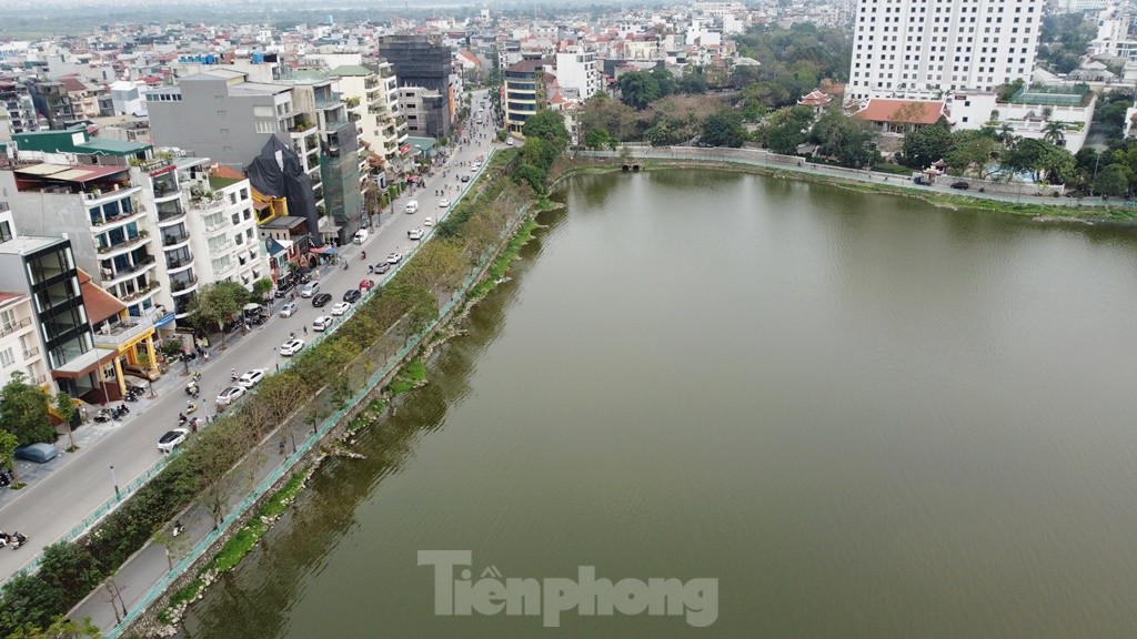 Với đoạn giao nhau giữa phố Quảng An và Từ Hoa là một đường cua tay áo.