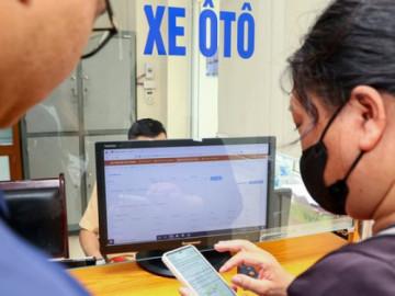Tại sao người dân nên thực hiện cấp, đổi giấy phép lái xe bằng hình thức trực tuyến?
