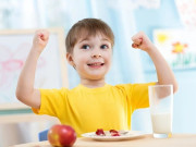 Sức khỏe - Lo sợ sức khỏe con trẻ yếu đuối, bố mẹ lưu ngay những cách xây dựng hệ miễn dịch vững mạnh cho trẻ ngay từ khi còn nhỏ