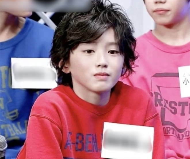 Shunsuke từ nhỏ đã được mẹ hướng tới trở thành idol.