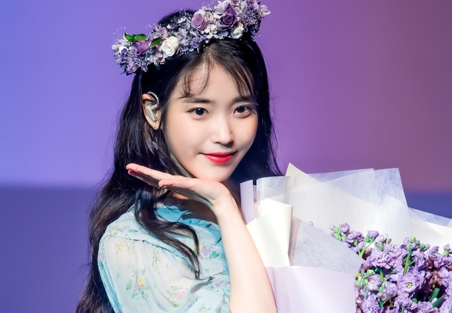 Nữ ca sĩ dần dần nỗ lực trở thành thần tượng hàng đầu Kpop.