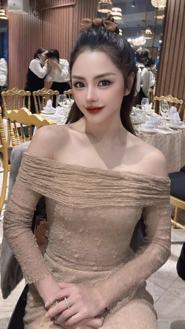 Sao Việt 24h: Hoa hậu Hà Kiều Anh và bố dượng thứ 2 chụp ảnh tình cảm ở Mỹ, thân thiết như ruột thịt - 9