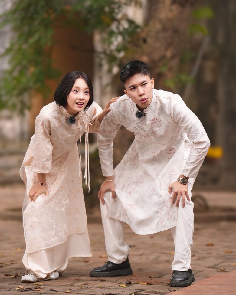Sao Việt 24h: Hoa hậu Hà Kiều Anh và bố dượng thứ 2 chụp ảnh tình cảm ở Mỹ, thân thiết như ruột thịt - 12