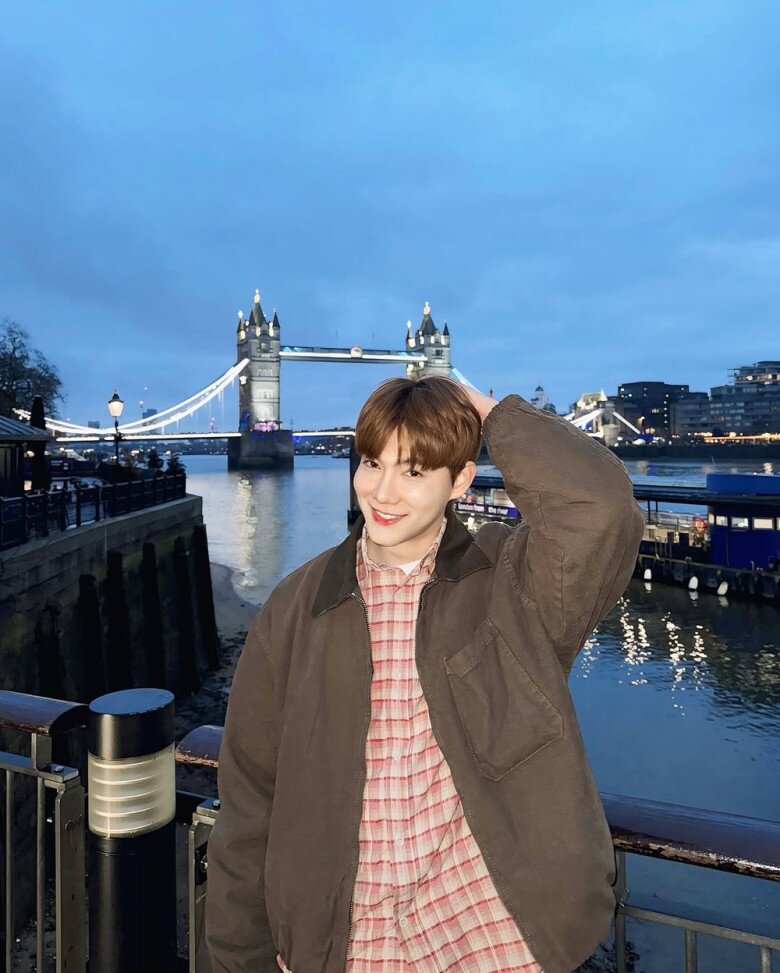 Ảnh đôi của Newyear...