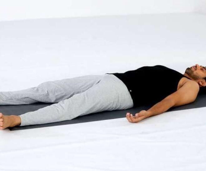 Tư thế xác chết giúp thư giãn, tăng khả năng thụ thai.