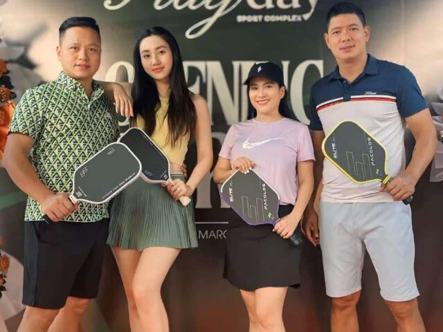 Doanh nhân 7X cưới 