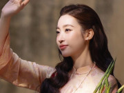 Đẹp - Diện áo dài đẹp chưa đủ, Đỗ Mỹ Linh gợi ý 3 kiểu tóc đúng chuẩn Hoa hậu vạn người mê