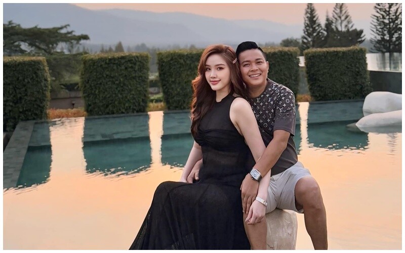 Bảo Thy, được biết đến với biệt danh "Công chúa bong bóng", kết hôn với doanh nhân Phan Lĩnh vào năm 2019. Sau hai năm hôn nhân, cô chính thức đón con trai đầu lòng vào năm 2021.
