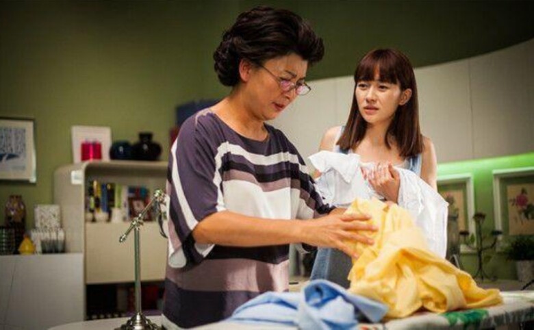 Người mẹ chồng đã che giấu một sự thật nghiêm trọng. (Ảnh minh họa)