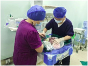 Bà bầu - 64 tuổi vẫn quyết tâm mang thai, sản phụ hạ sinh thành công bé trai nặng 2.4kg