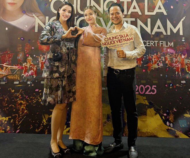 Trang Nhung lộ diện với bụng bầu lớn khi xuất hiện tại sự kiện của Hoàng Thùy Linh.